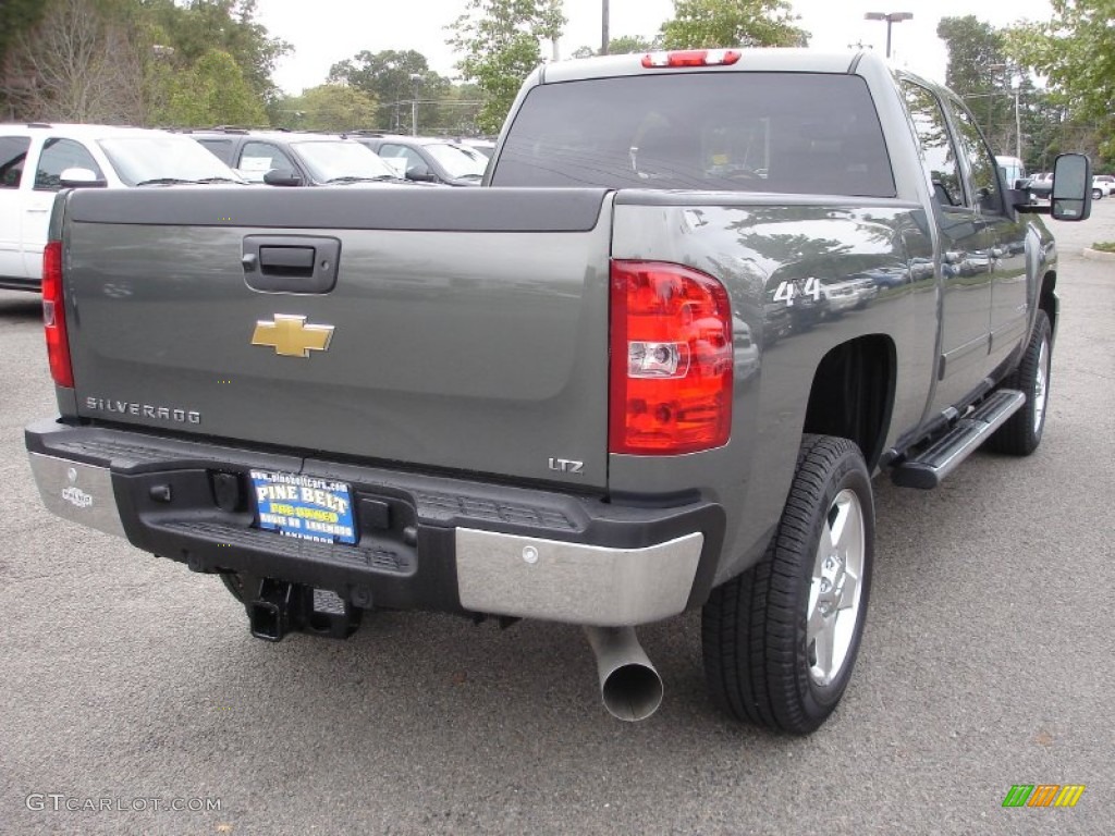 2011 Silverado 2500HD LTZ Crew Cab 4x4 - Taupe Grey Metallic / Ebony photo #4