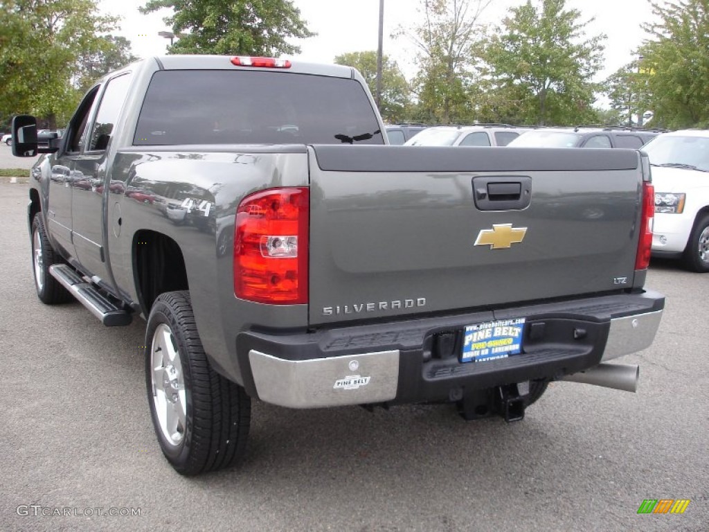 2011 Silverado 2500HD LTZ Crew Cab 4x4 - Taupe Grey Metallic / Ebony photo #6