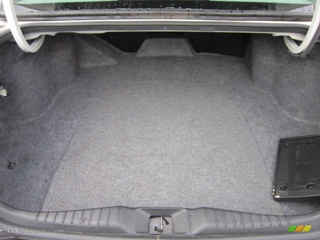 2004 Buick Park Avenue Standard Park Avenue Model Trunk Photo #54716689