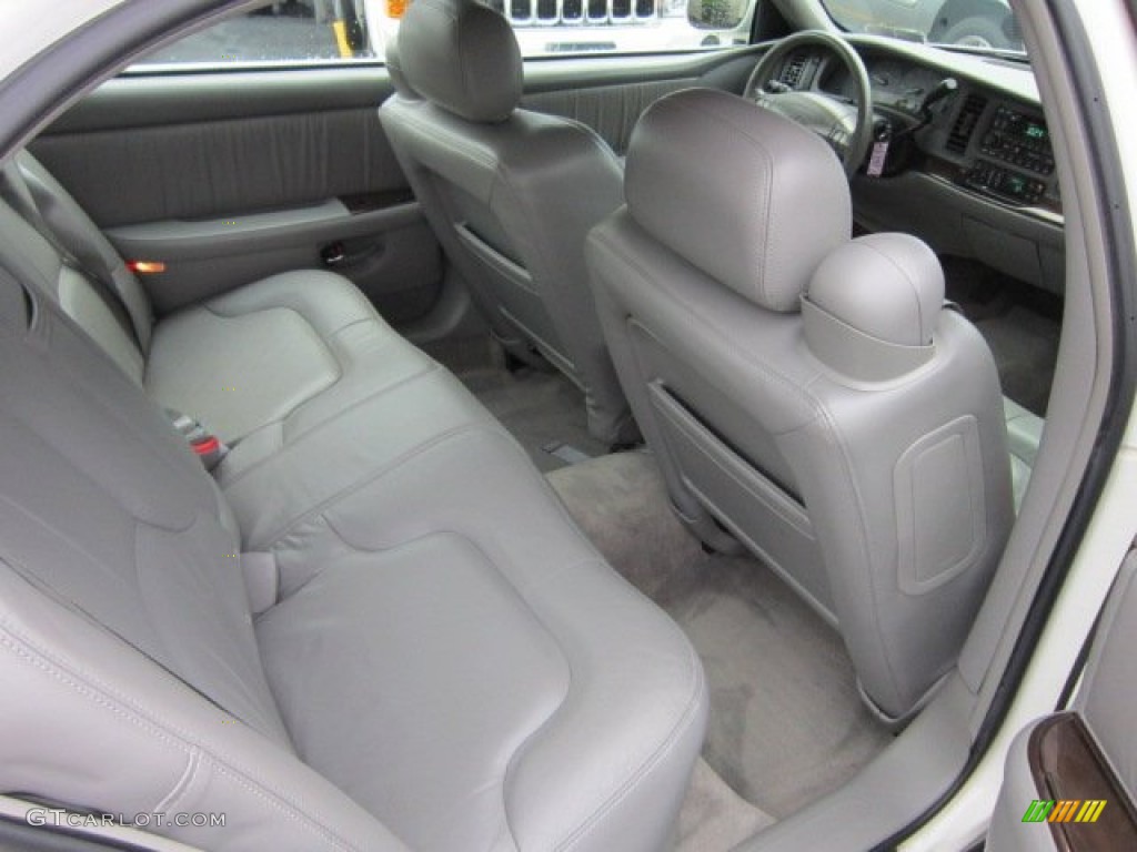 Medium Gray Interior 2004 Buick Park Avenue Standard Park Avenue Model Photo #54716695