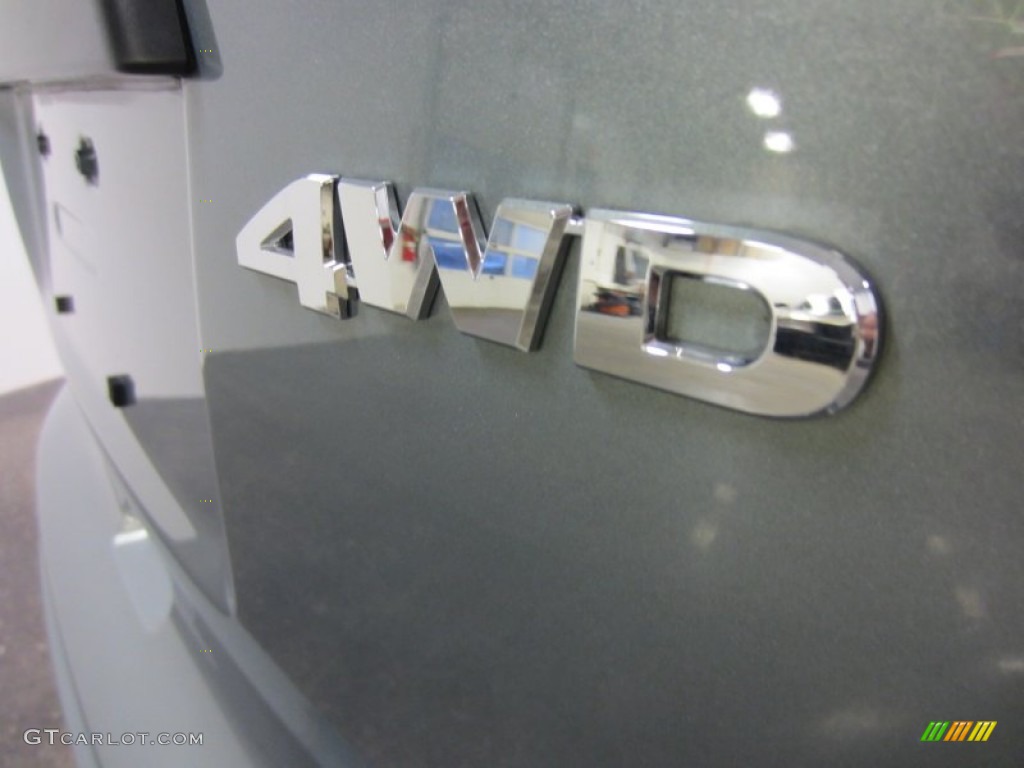 2011 CR-V SE 4WD - Opal Sage Metallic / Ivory photo #14