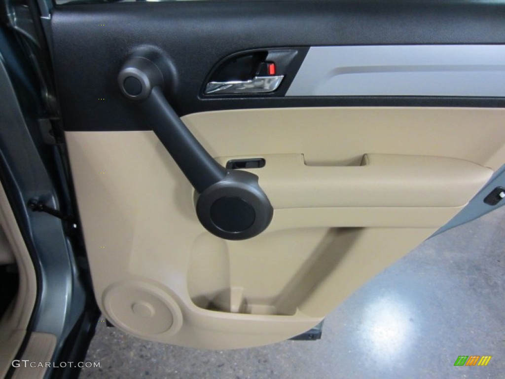 2011 CR-V SE 4WD - Opal Sage Metallic / Ivory photo #20