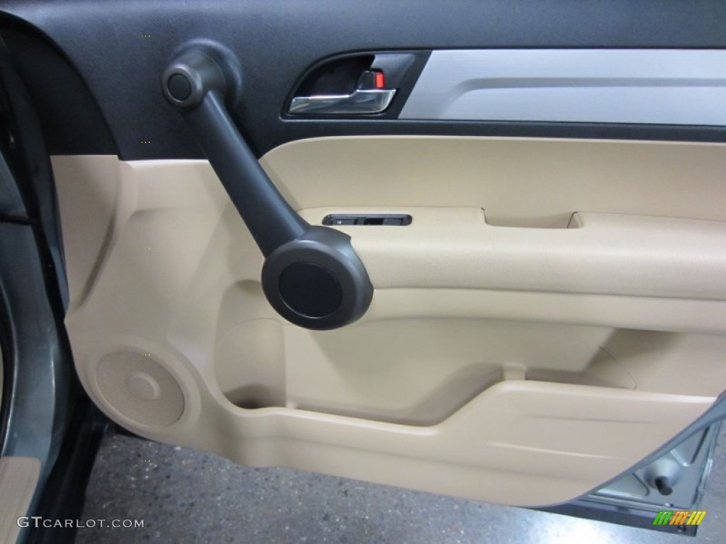 2011 CR-V SE 4WD - Opal Sage Metallic / Ivory photo #22