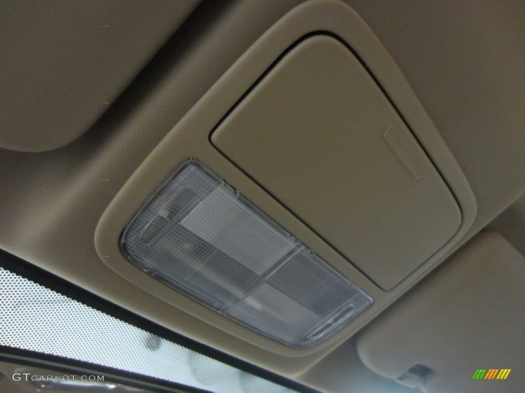 2011 CR-V SE 4WD - Opal Sage Metallic / Ivory photo #30