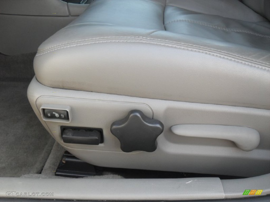 2004 Impala LS - White / Medium Gray photo #8
