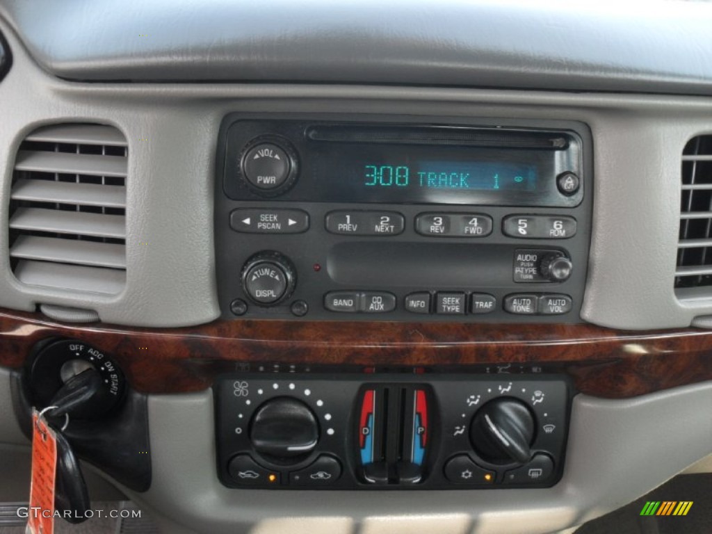 2004 Impala LS - White / Medium Gray photo #11