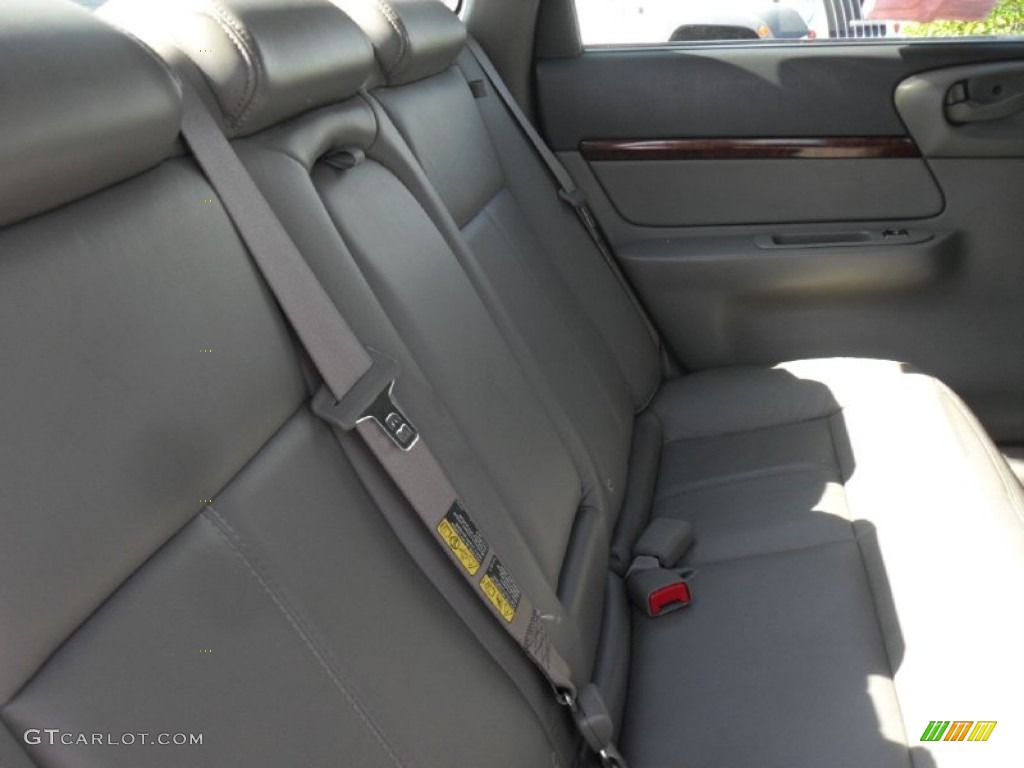 2004 Impala LS - White / Medium Gray photo #18