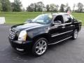 Black Raven - Escalade EXT AWD Photo No. 2
