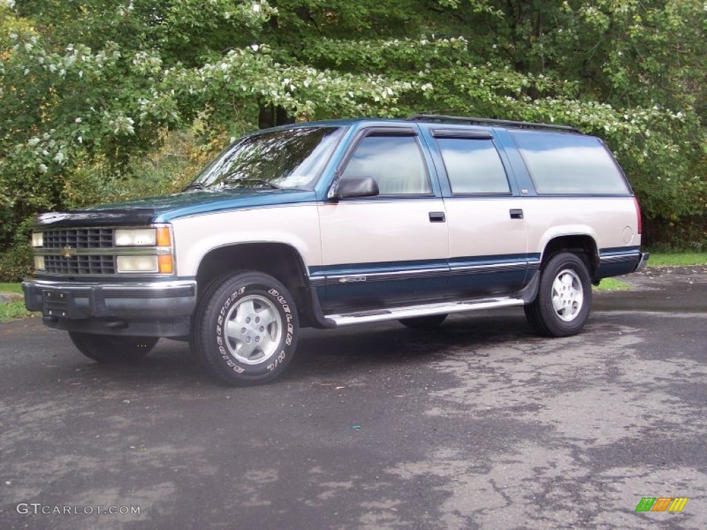 1993 Suburban K1500 4x4 - Teal Blue Metallic / Tan photo #1