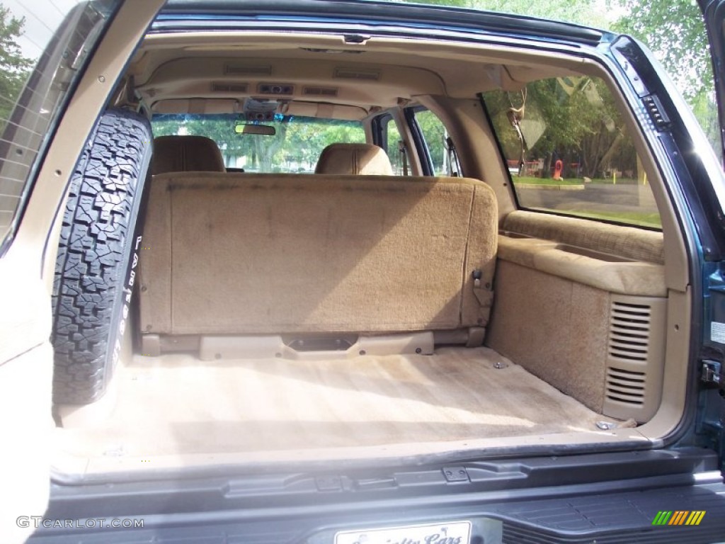 1993 Chevrolet Suburban K1500 4x4 Trunk Photos