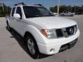 Avalanche White - Frontier LE Crew Cab Photo No. 10