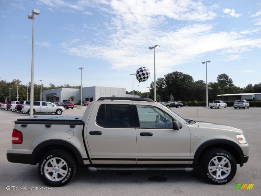 Pueblo Gold Metallic 2007 Ford Explorer Sport Trac XLT Exterior Photo #54725251