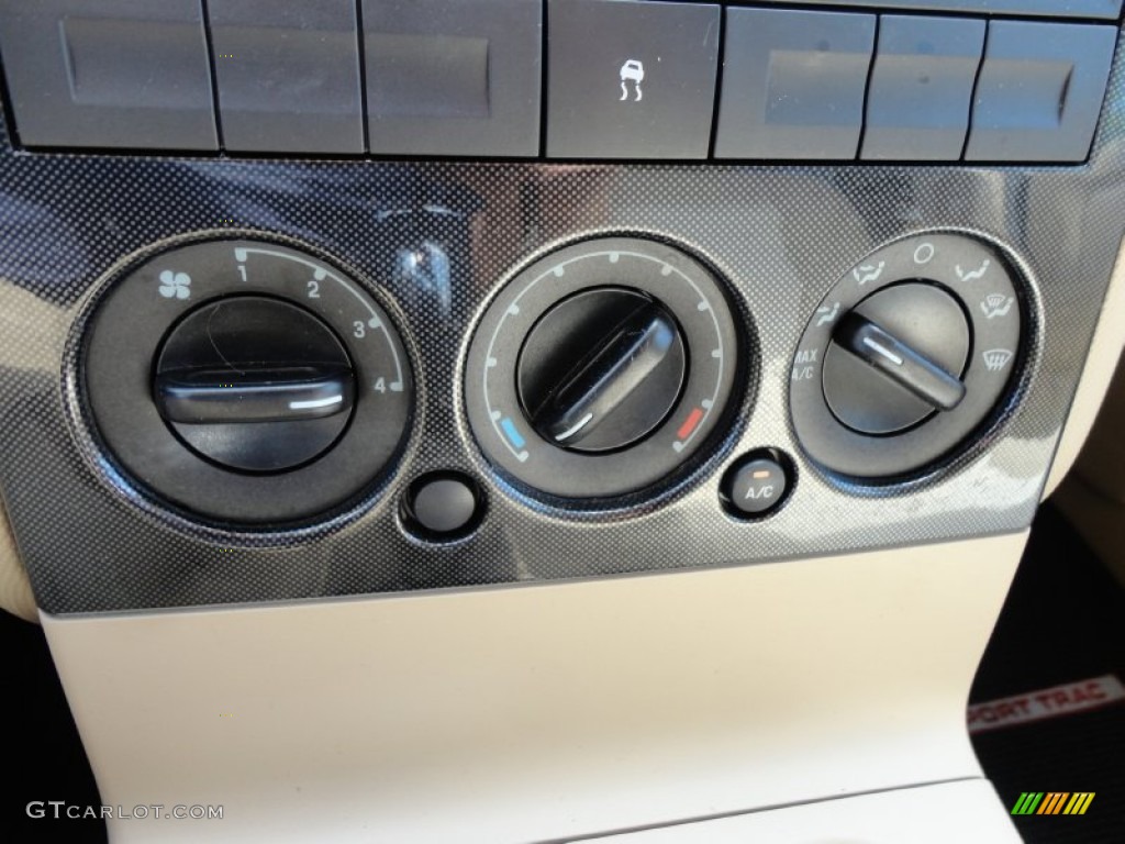 2007 Ford Explorer Sport Trac XLT Controls Photo #54725377