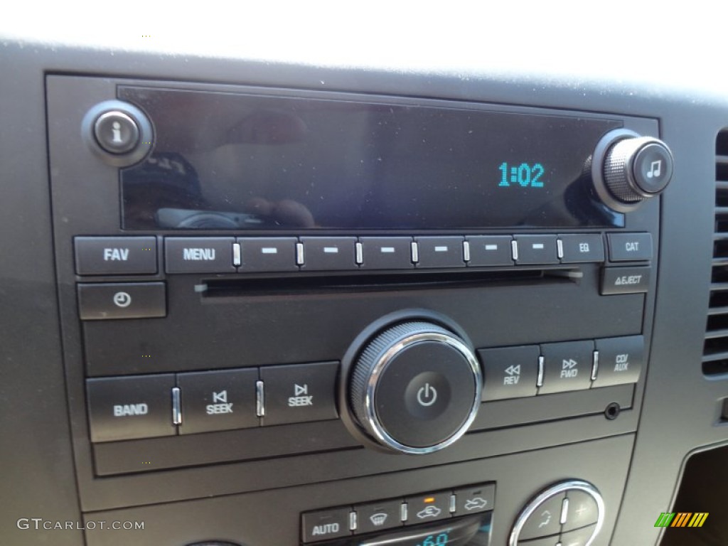 2009 GMC Sierra 1500 SLE Crew Cab Audio System Photo #54727657