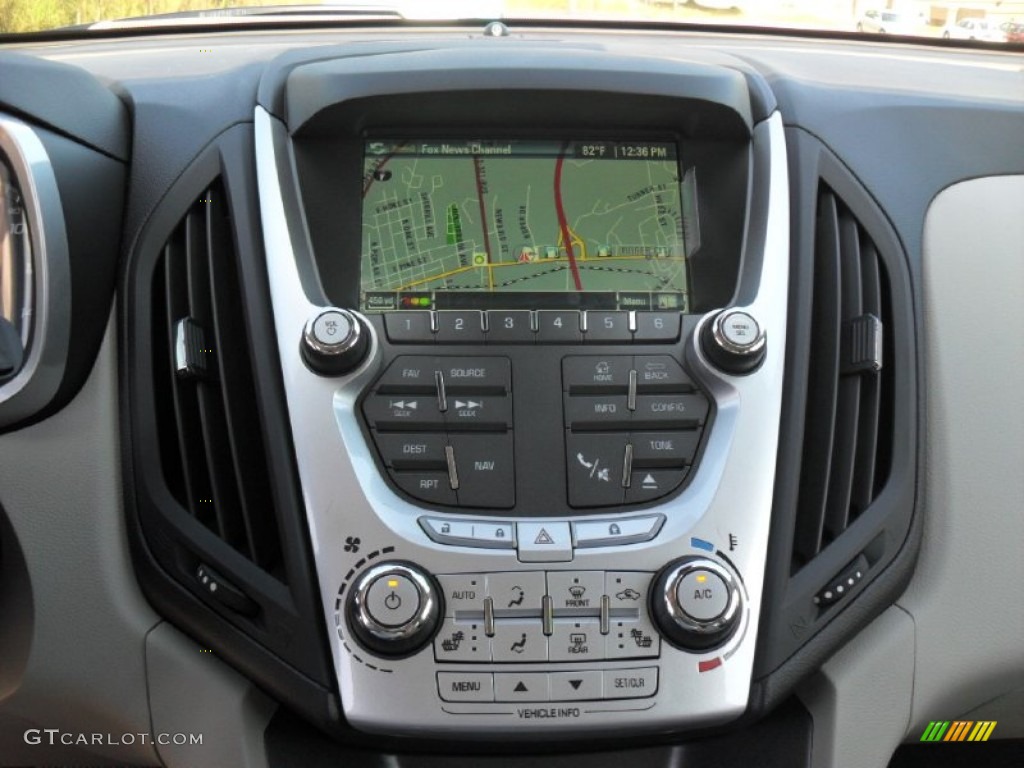 2012 Chevrolet Equinox LTZ Navigation Photos