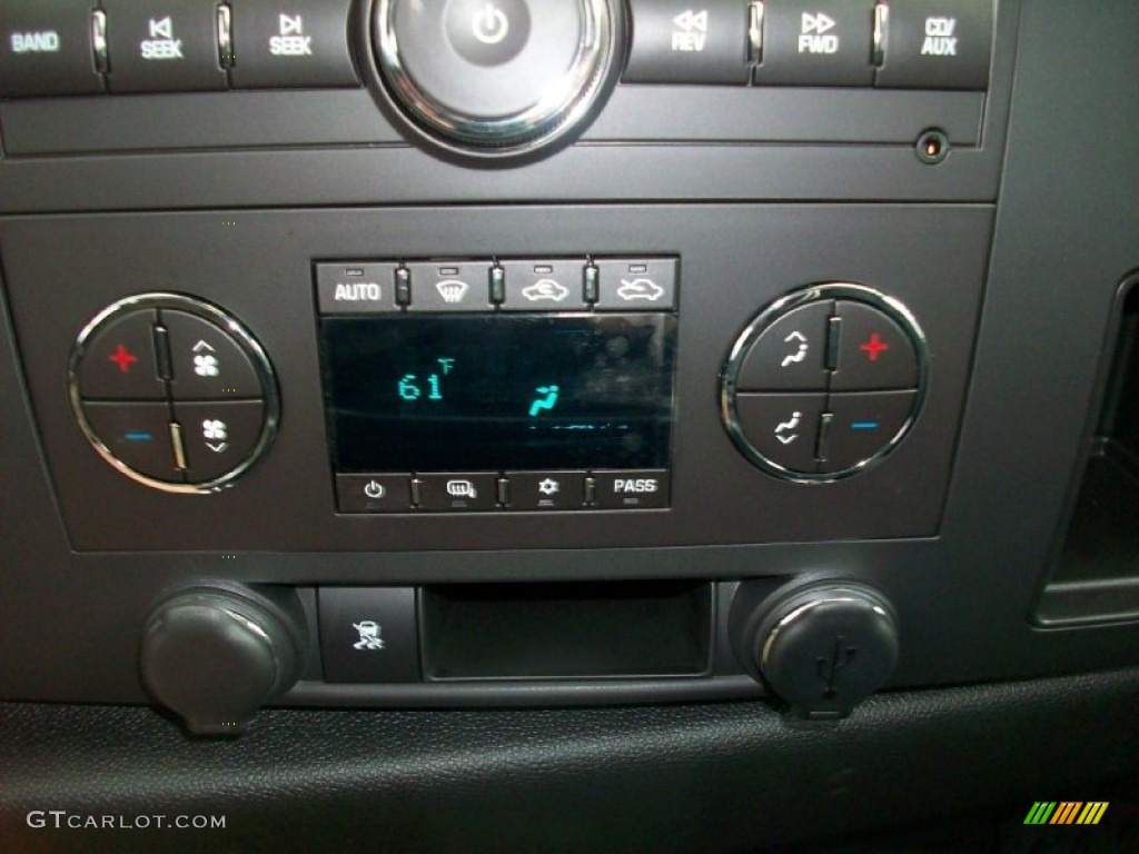 2012 Chevrolet Silverado 1500 LT Crew Cab 4x4 Controls Photo #54731552
