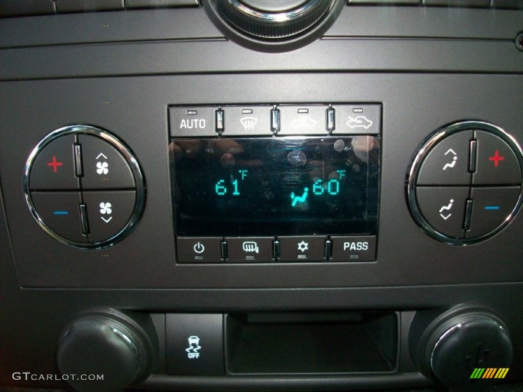 2012 Chevrolet Silverado 1500 LT Extended Cab Controls Photo #54731708