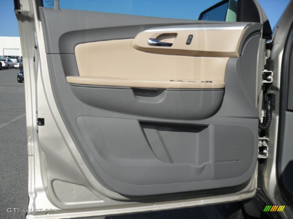 2012 Chevrolet Traverse LT Cashmere/Dark Gray Door Panel Photo #54733016