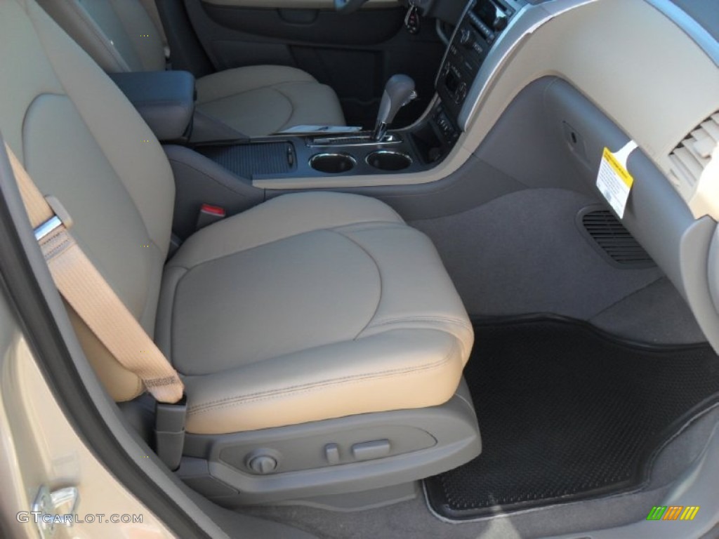 Cashmere/Dark Gray Interior 2012 Chevrolet Traverse LT Photo #54733083