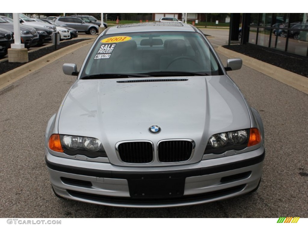 2001 3 Series 325xi Sedan - Titanium Silver Metallic / Grey photo #2