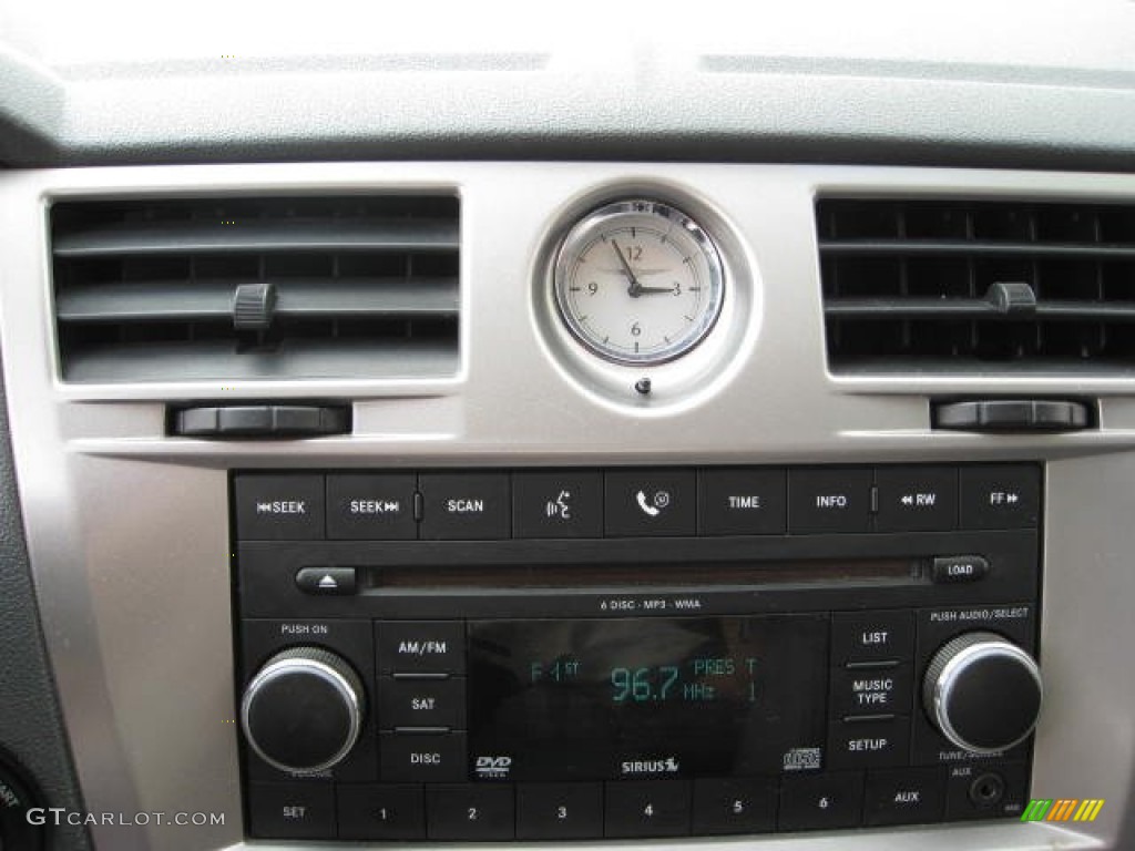 2008 Chrysler Sebring Touring Convertible Audio System Photo #54735572