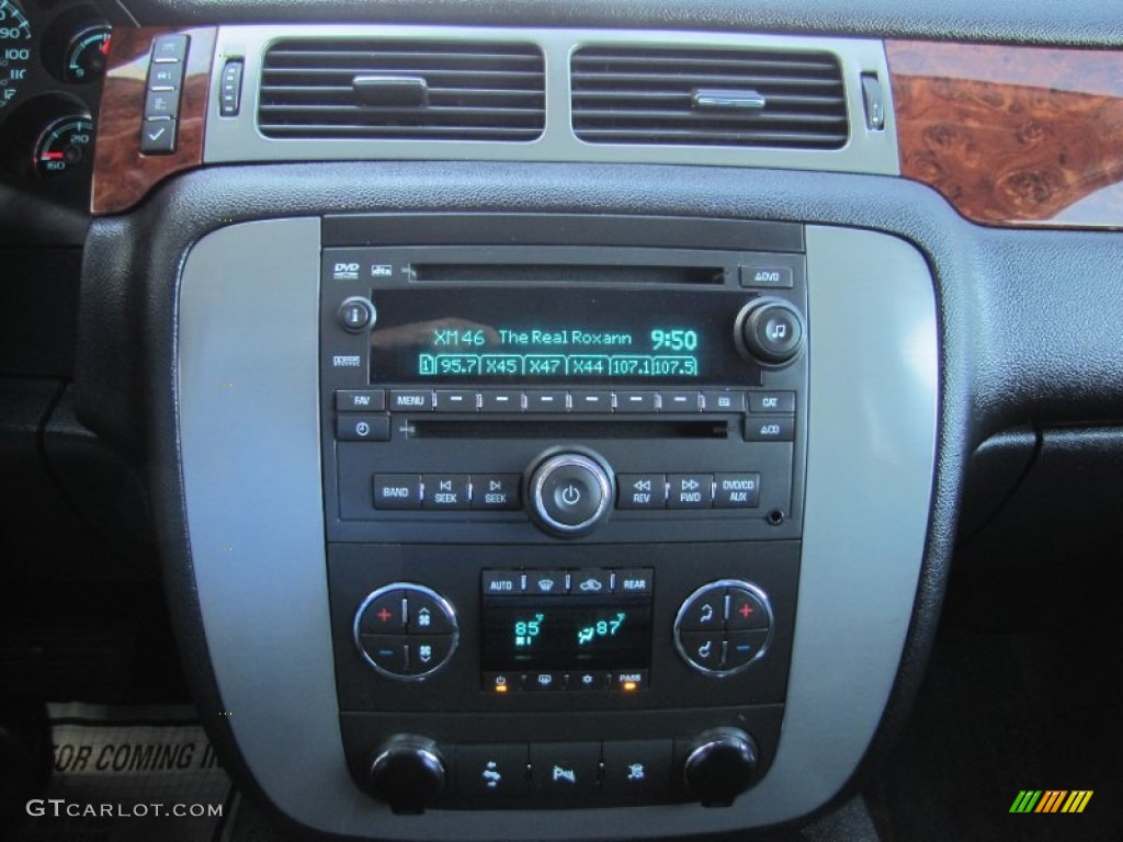 2011 Yukon XL SLT 4x4 - Pure Silver Metallic / Ebony photo #15