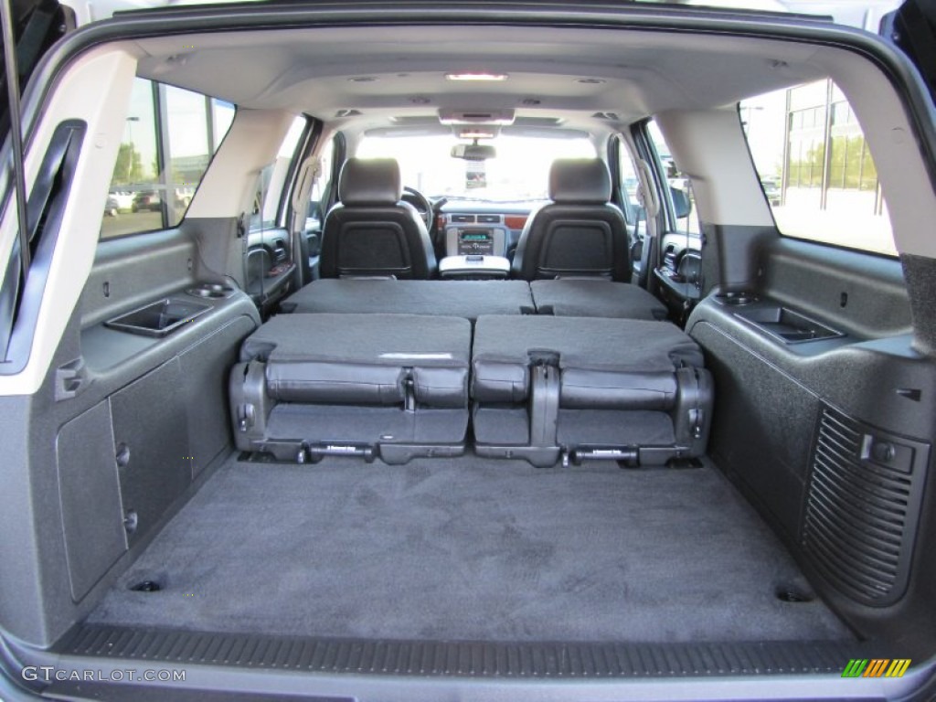 2011 GMC Yukon XL SLT 4x4 Trunk Photo #54736934