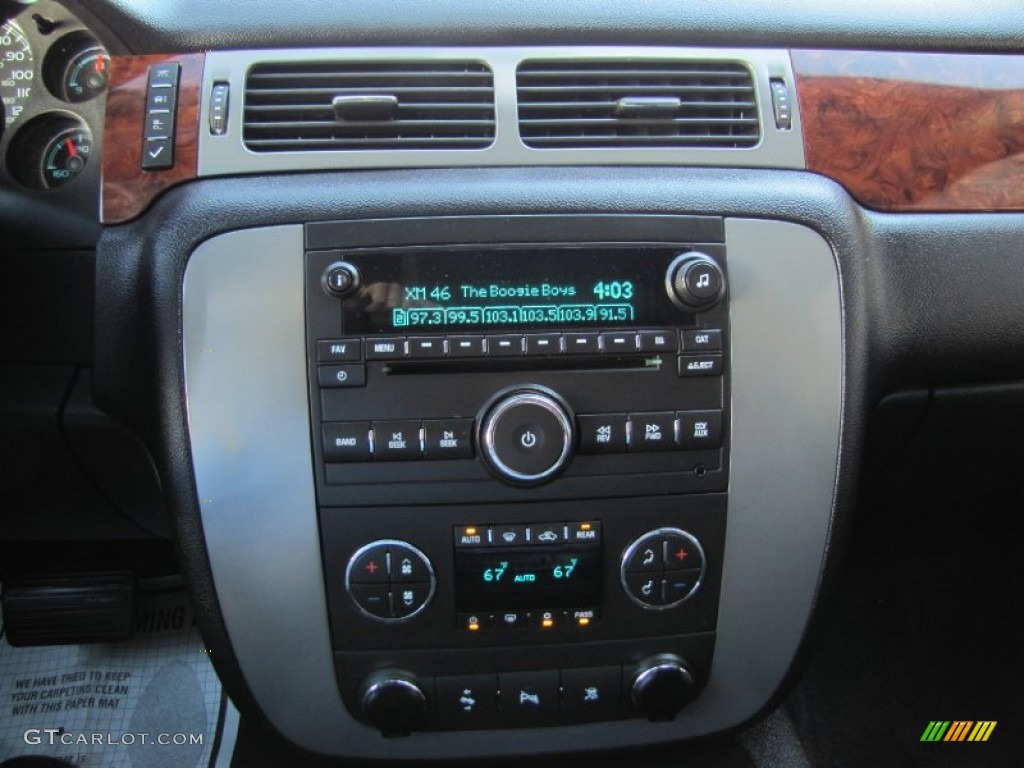 2011 GMC Yukon XL SLT 4x4 Audio System Photo #54737012
