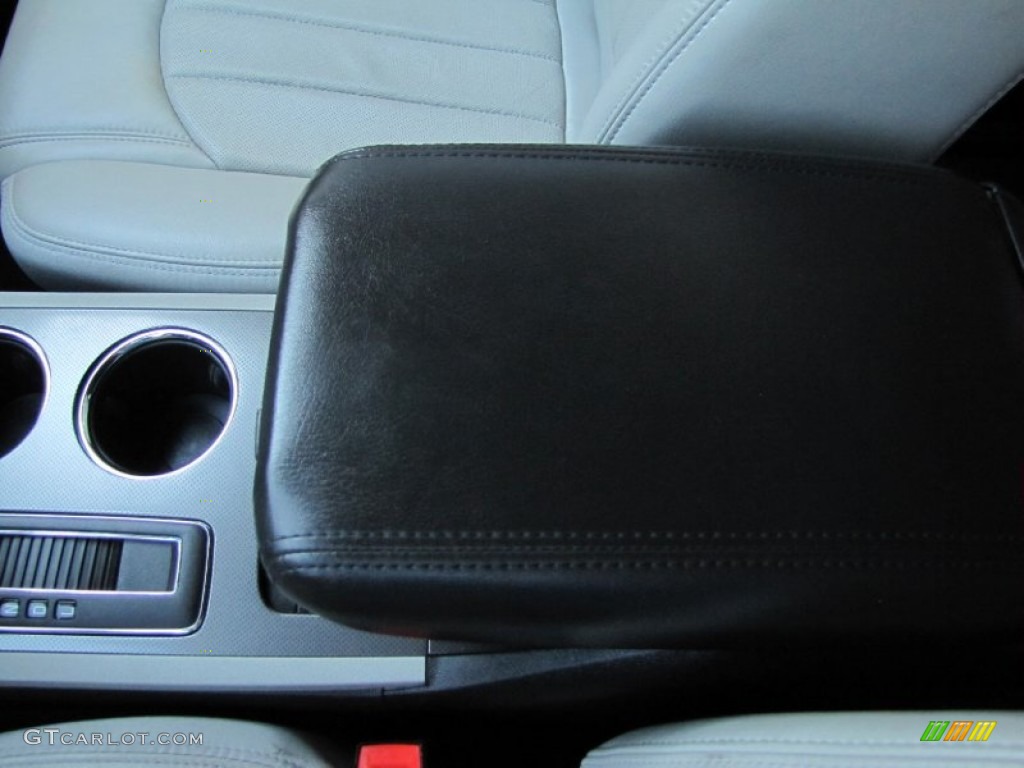 2011 Traverse LTZ AWD - White Diamond Tricoat / Cashmere/Ebony photo #19