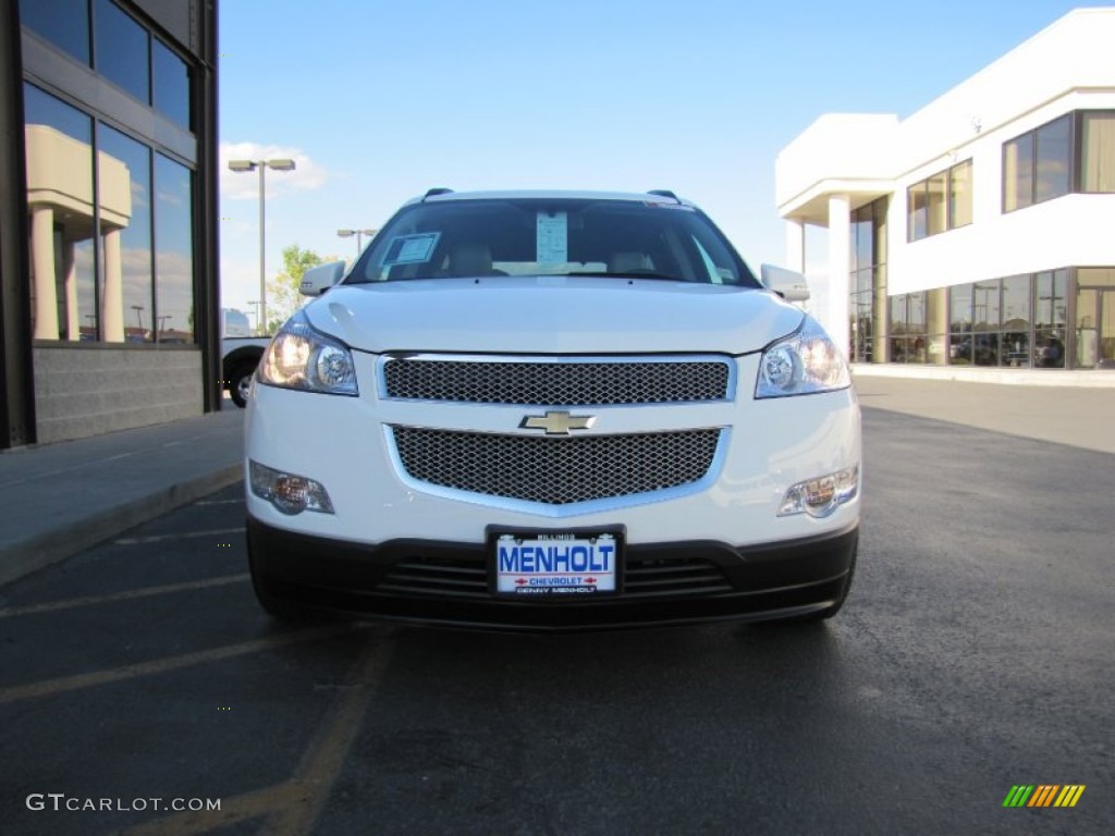 2011 Traverse LTZ AWD - White Diamond Tricoat / Cashmere/Ebony photo #33