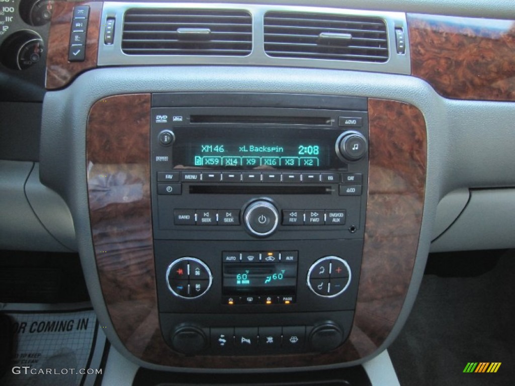 2007 Chevrolet Tahoe LTZ 4x4 Controls Photo #54737567