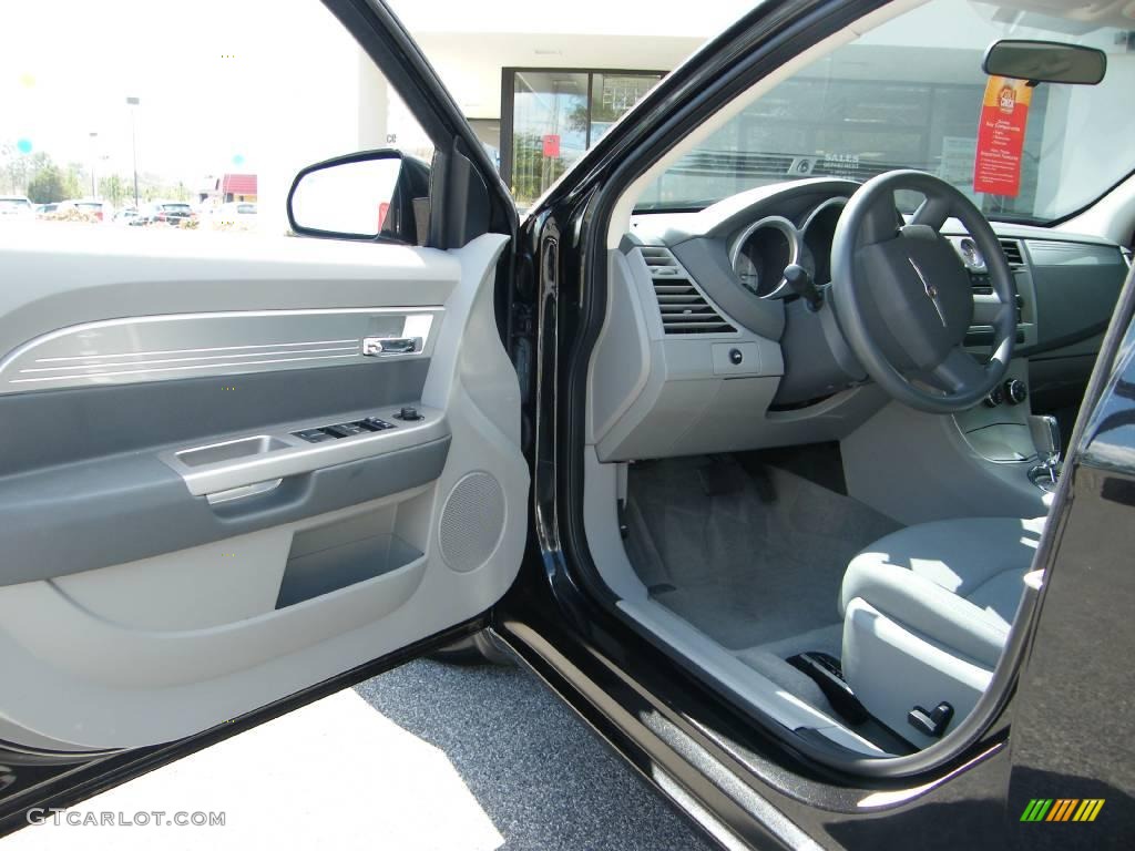 2007 Sebring Touring Sedan - Brilliant Black Crystal Pearl / Dark Slate Gray/Light Slate Gray photo #13