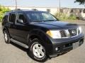 Super Black - Pathfinder SE 4x4 Photo No. 2