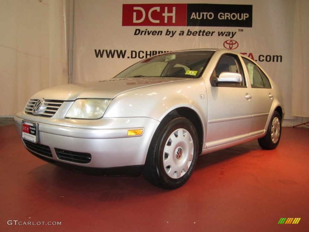 Reflex Silver Metallic Volkswagen Jetta