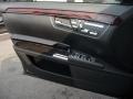 Black - S 550 4Matic Sedan Photo No. 23
