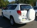 Super White - RAV4 4WD Photo No. 5