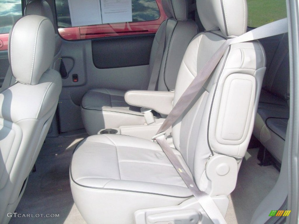 Medium Gray Interior 2006 Buick Terraza CXL AWD Photo #54747417