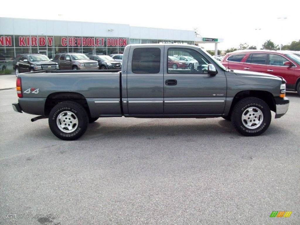 2002 Silverado 1500 LS Extended Cab 4x4 - Medium Charcoal Gray Metallic / Graphite Gray photo #3