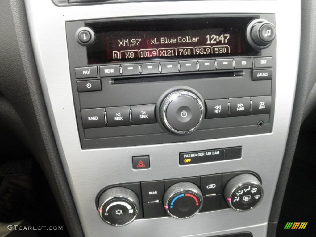 2012 GMC Acadia SLE Audio System Photo #54748812