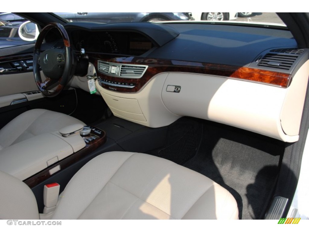 2009 S 550 4Matic Sedan - designo Mystic White / Black/Savanna photo #8