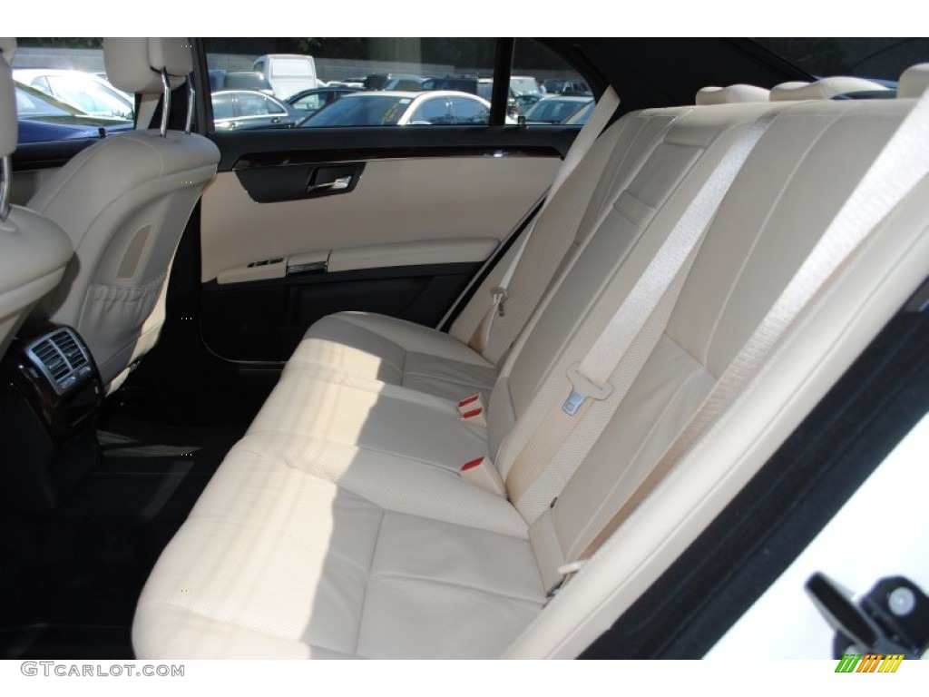 2009 S 550 4Matic Sedan - designo Mystic White / Black/Savanna photo #16