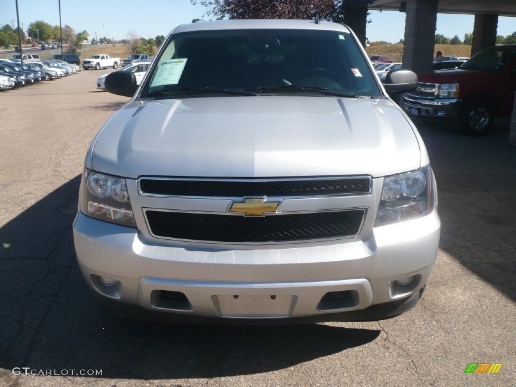 2010 Suburban LS 4x4 - Sheer Silver Metallic / Ebony photo #3