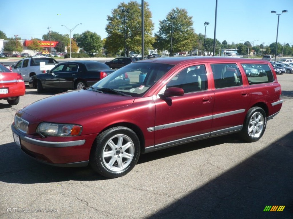 2004 V70 2.4 - Ruby Red Metallic / Beige/Light Sand photo #2