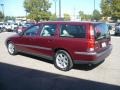 Ruby Red Metallic - V70 2.4 Photo No. 4