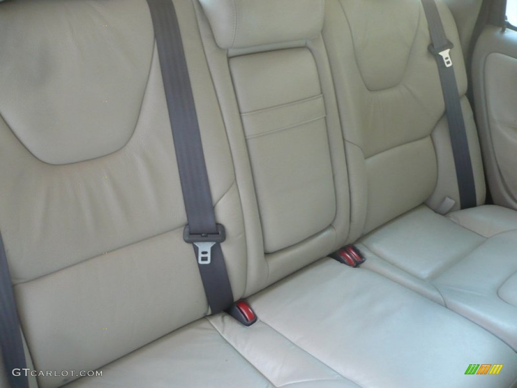 2004 V70 2.4 - Ruby Red Metallic / Beige/Light Sand photo #14