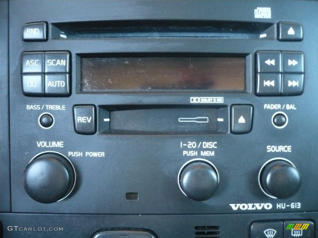 2004 V70 2.4 - Ruby Red Metallic / Beige/Light Sand photo #22