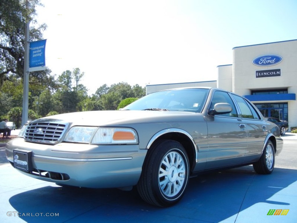 2003 Crown Victoria LX - Arizona Beige Metallic / Medium Parchment photo #1