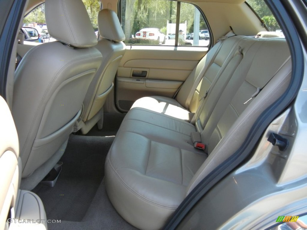 Medium Parchment Interior 2003 Ford Crown Victoria LX Photo #54755070