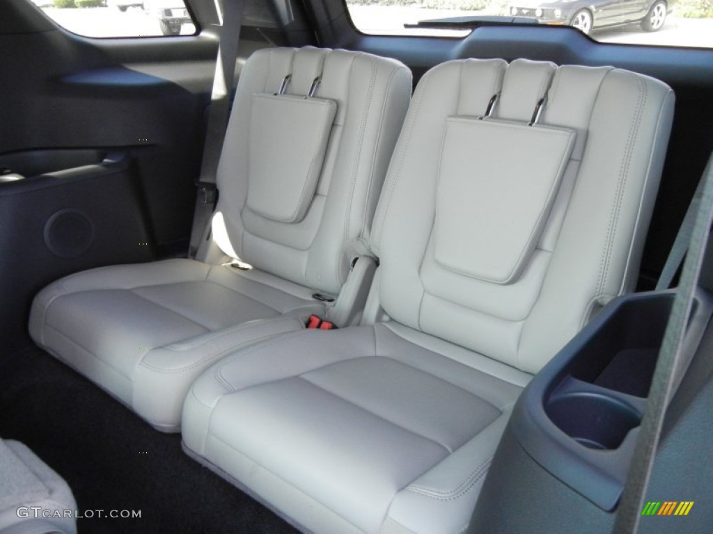 2012 Explorer XLT 4WD - White Platinum Tri-Coat / Medium Light Stone photo #7