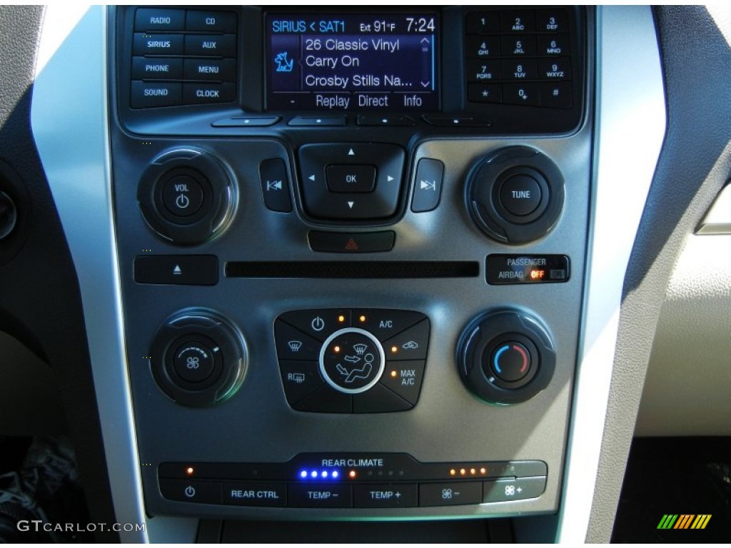 2012 Ford Explorer FWD Controls Photo #54756195